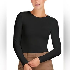 🔥Frank And Oak Long Sleeve Smoothing Top ✨🖤
NWOT